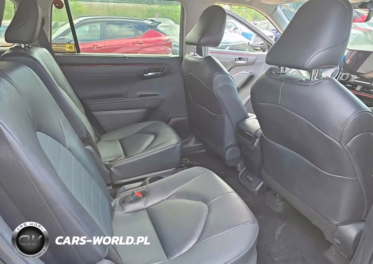 2025 Toyota Highlander Xle VIN:5TDKDRBH6SS590550 - 11