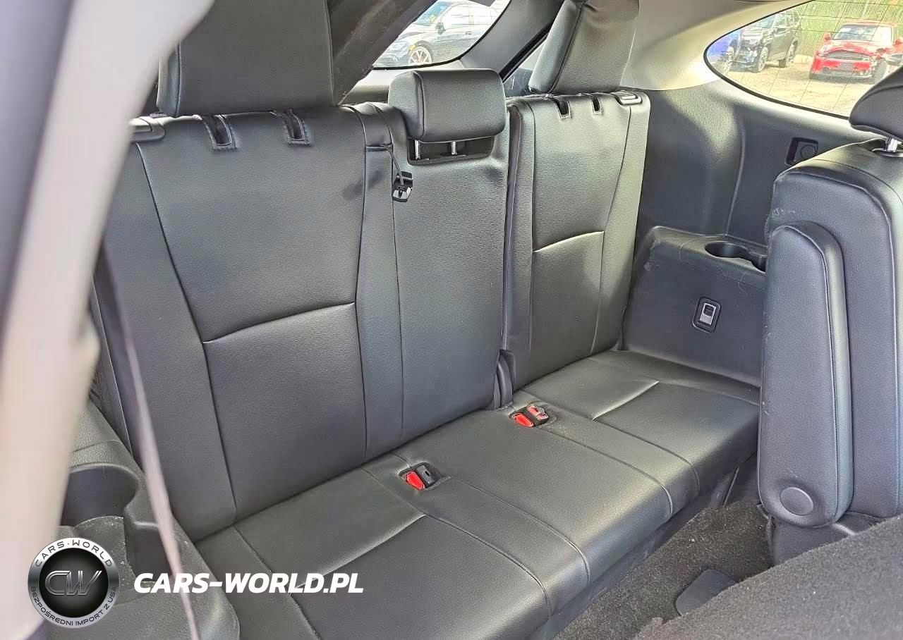 2025 Toyota Highlander Xle VIN:5TDKDRBH6SS590550 - 13