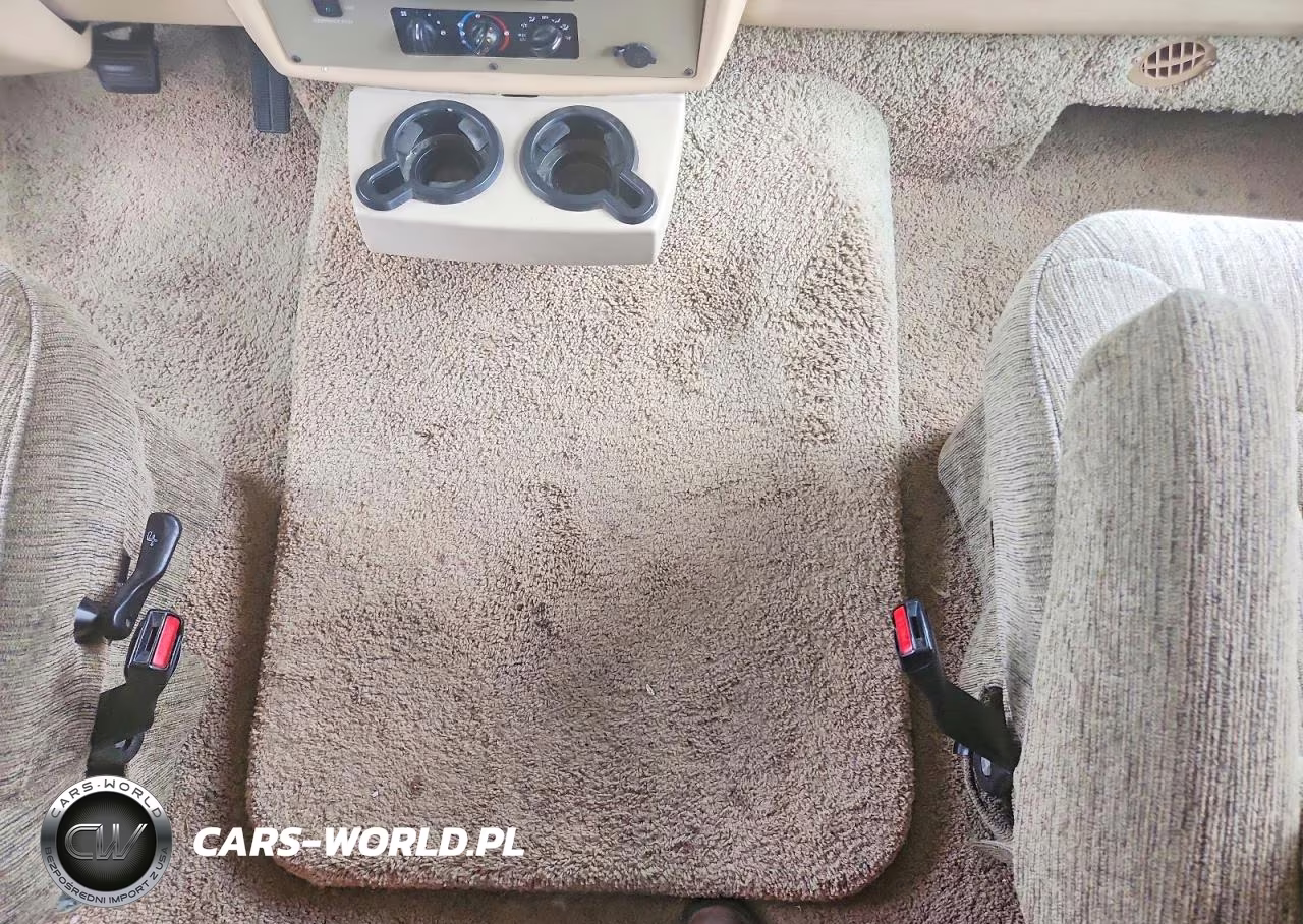 2007 Winnebago Sighter35J VIN:5B4MP67G173420688 - 7