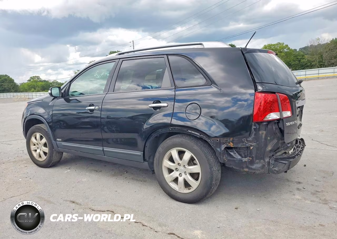 2011 Kia Sorento Lx VIN:5XYKTDA12BG179881 - 2