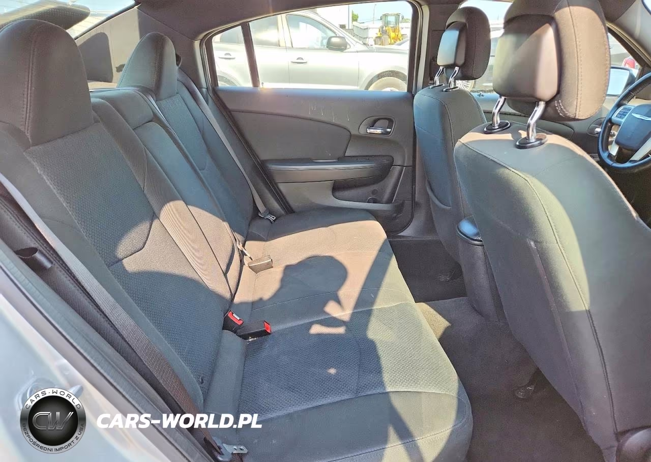 2012 Chrysler 200 VIN:1C3CCBBB7CN175887 - 10