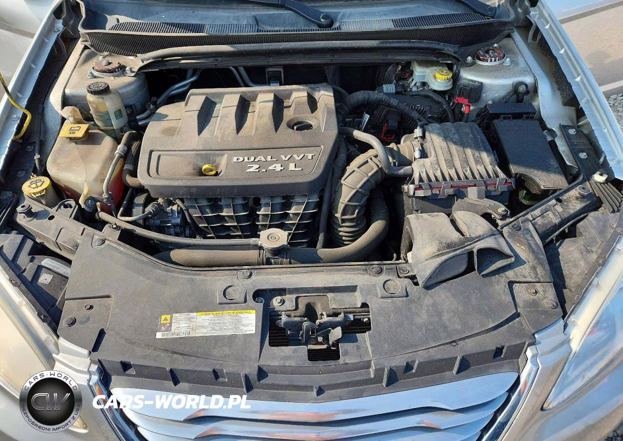 2012 Chrysler 200 VIN:1C3CCBBB7CN175887 - 11