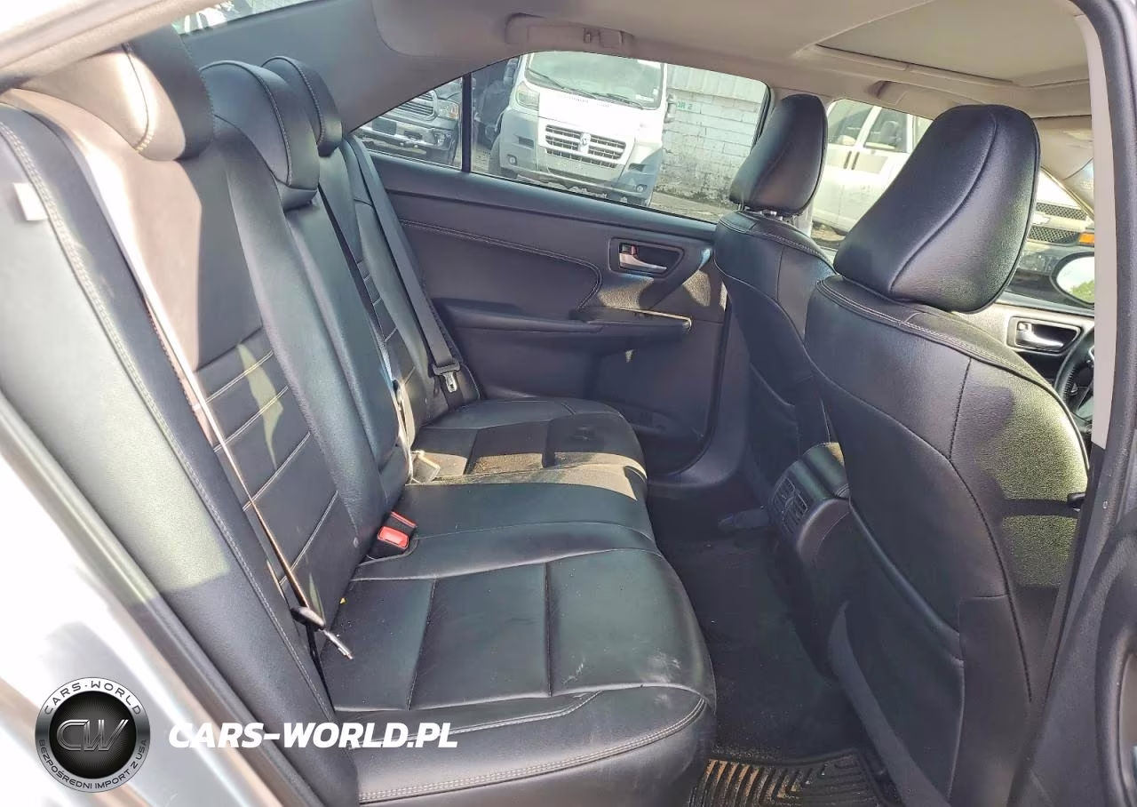 2017 Toyota Camry Hybrid Xle VIN:4T1BD1FK2HU228450 - 10