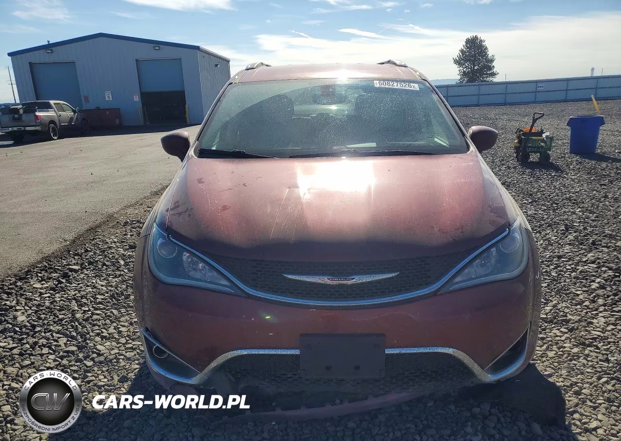 2020 Chrysler Pacifica Touring L VIN:2C4RC1BG4LR276495 - 5