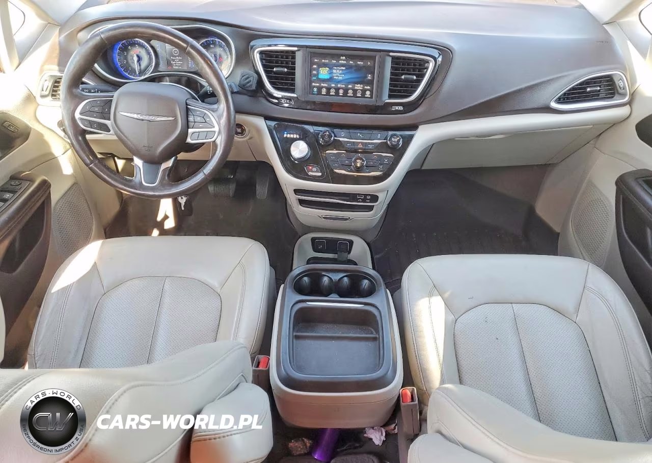2020 Chrysler Pacifica Touring L VIN:2C4RC1BG4LR276495 - 8