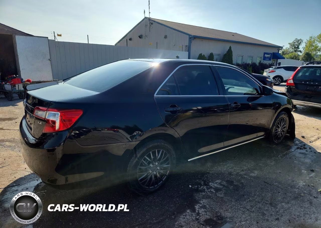 2014 Toyota Camry Le VIN:4T4BF1FK9ER434926 - 3