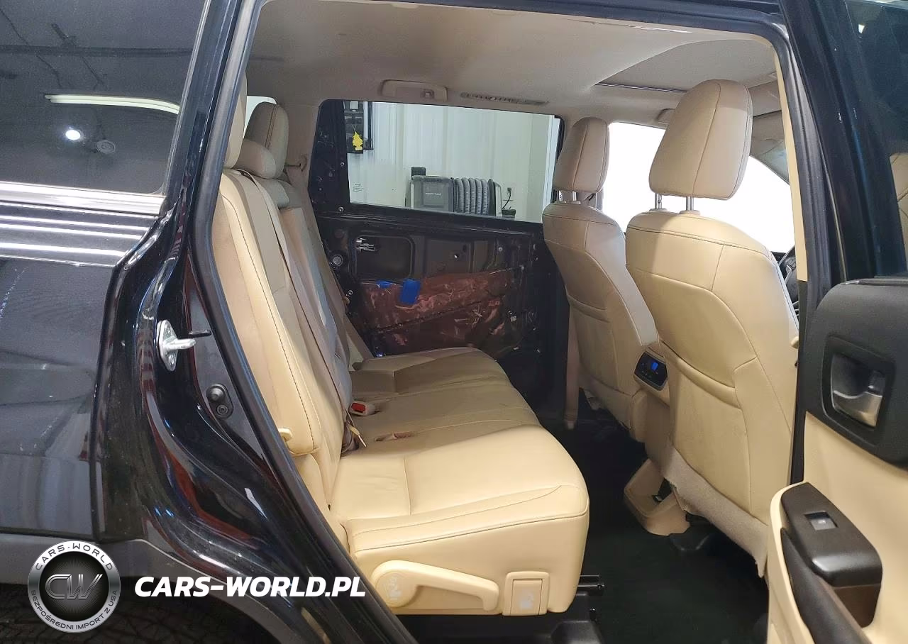 2019 Toyota Highlander Xle VIN:5TDJZRFH1KS616172 - 11