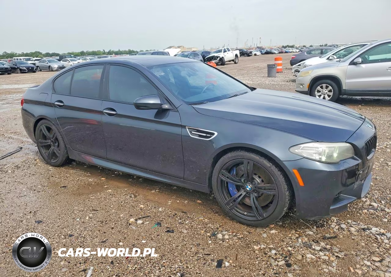 2016 BMW M5 VIN:WBSFV9C55GD595740 - 4