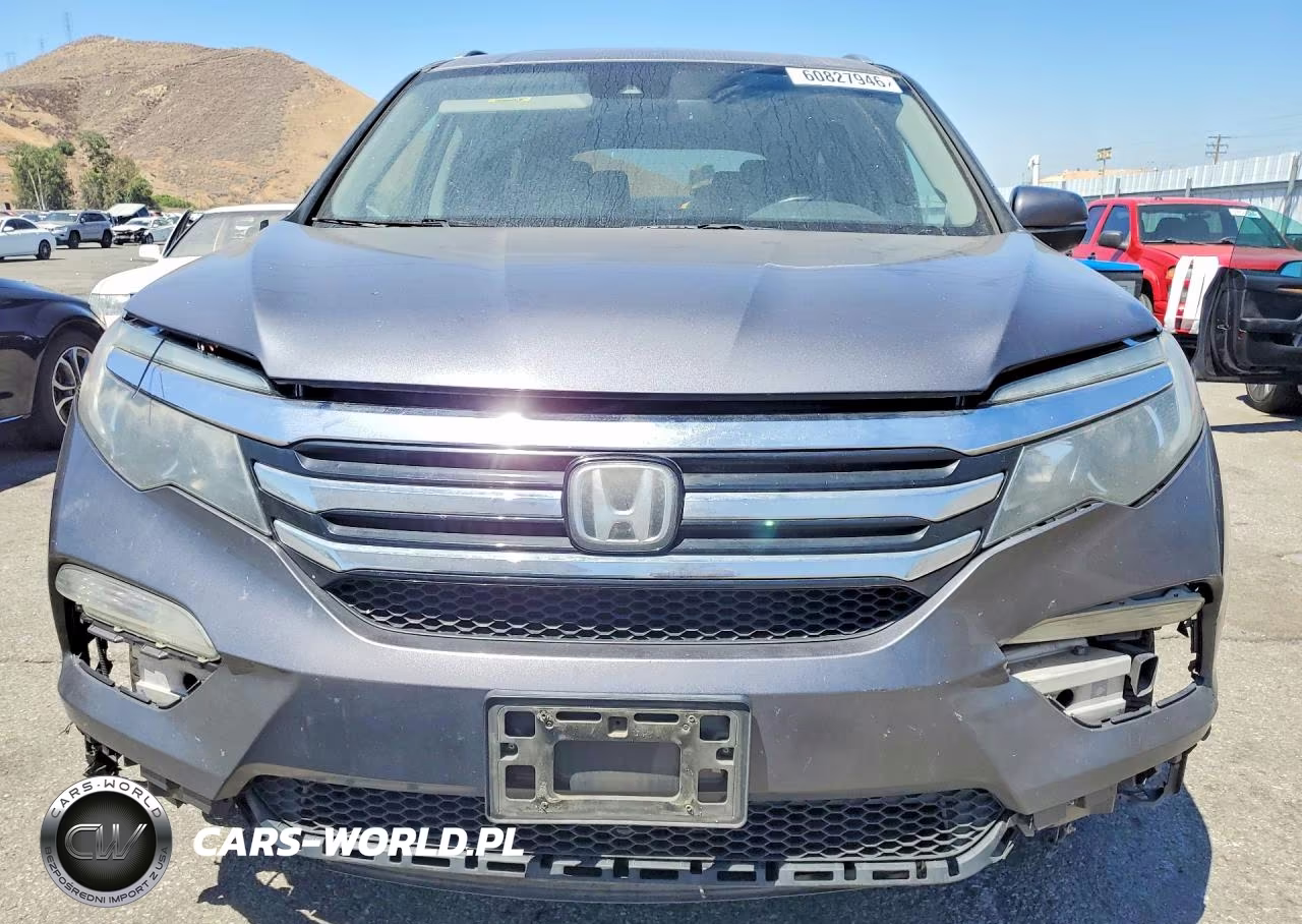 2016 Honda Pilot Touring VIN:5FNYF5H91GB046997 - 5