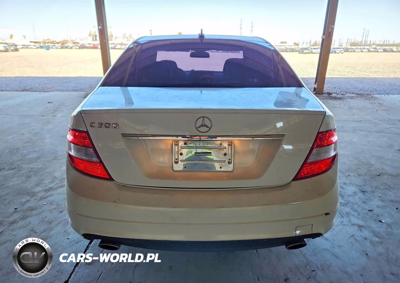 2011 Mercedes-Benz C 300 VIN:WDDGF5EB7BA518128 - 6