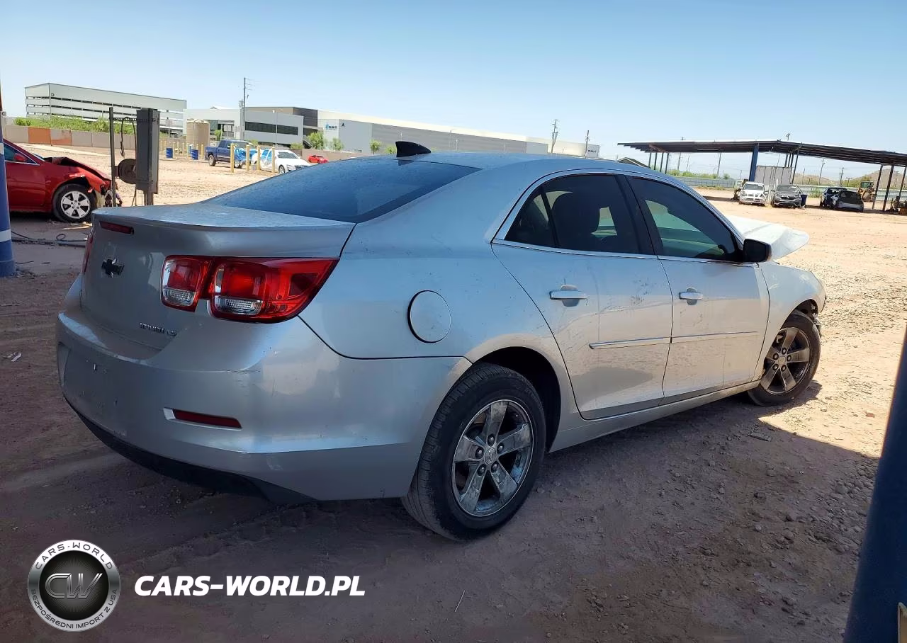 2015 Chevrolet Malibu Ls VIN:1G11B5SL2FU101392 - 3