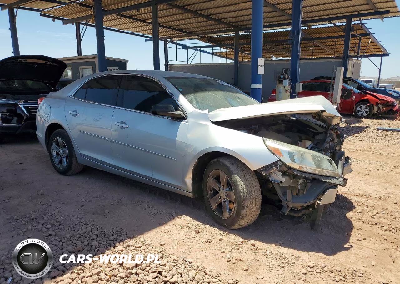2015 Chevrolet Malibu Ls VIN:1G11B5SL2FU101392 - 4