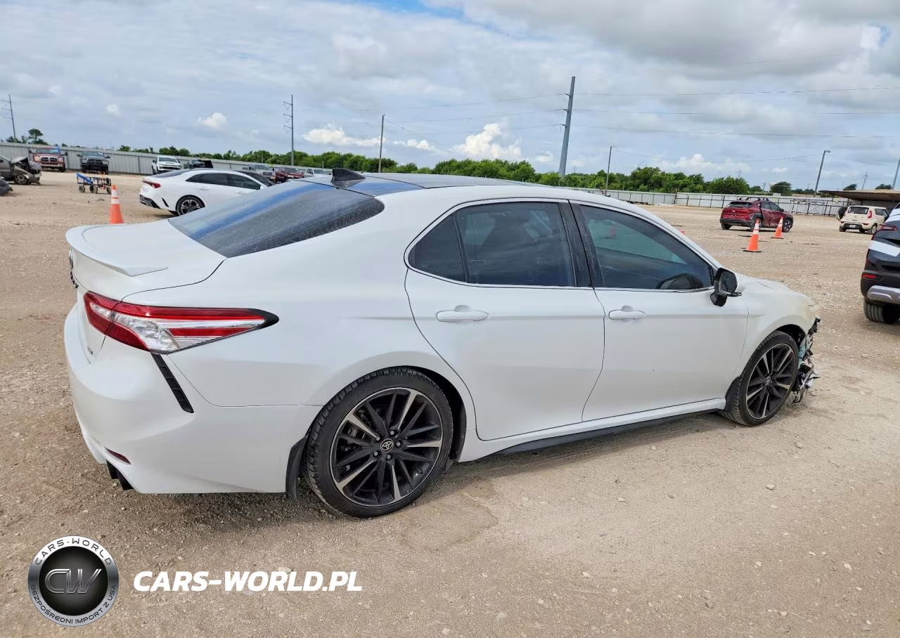 2020 Toyota Camry Xse VIN:4T1K61AK9LU952274 - 3
