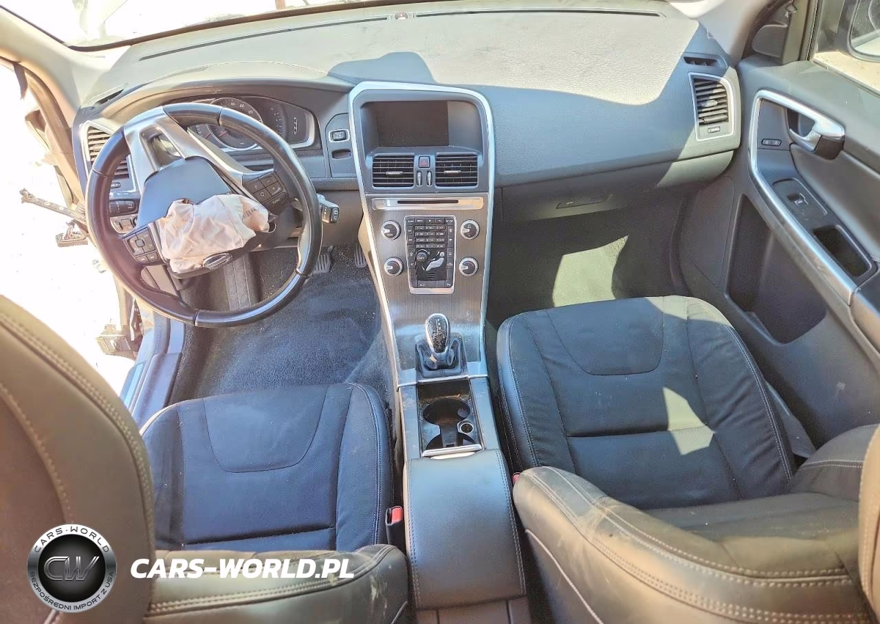 2015 Volvo Xc60 T5 VIN:YV4612RJ2F2736804 - 8