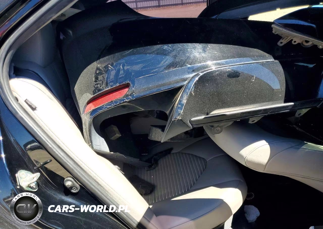 2019 Toyota Camry Hybrid Se VIN:4T1B21HK7KU520217 - 10