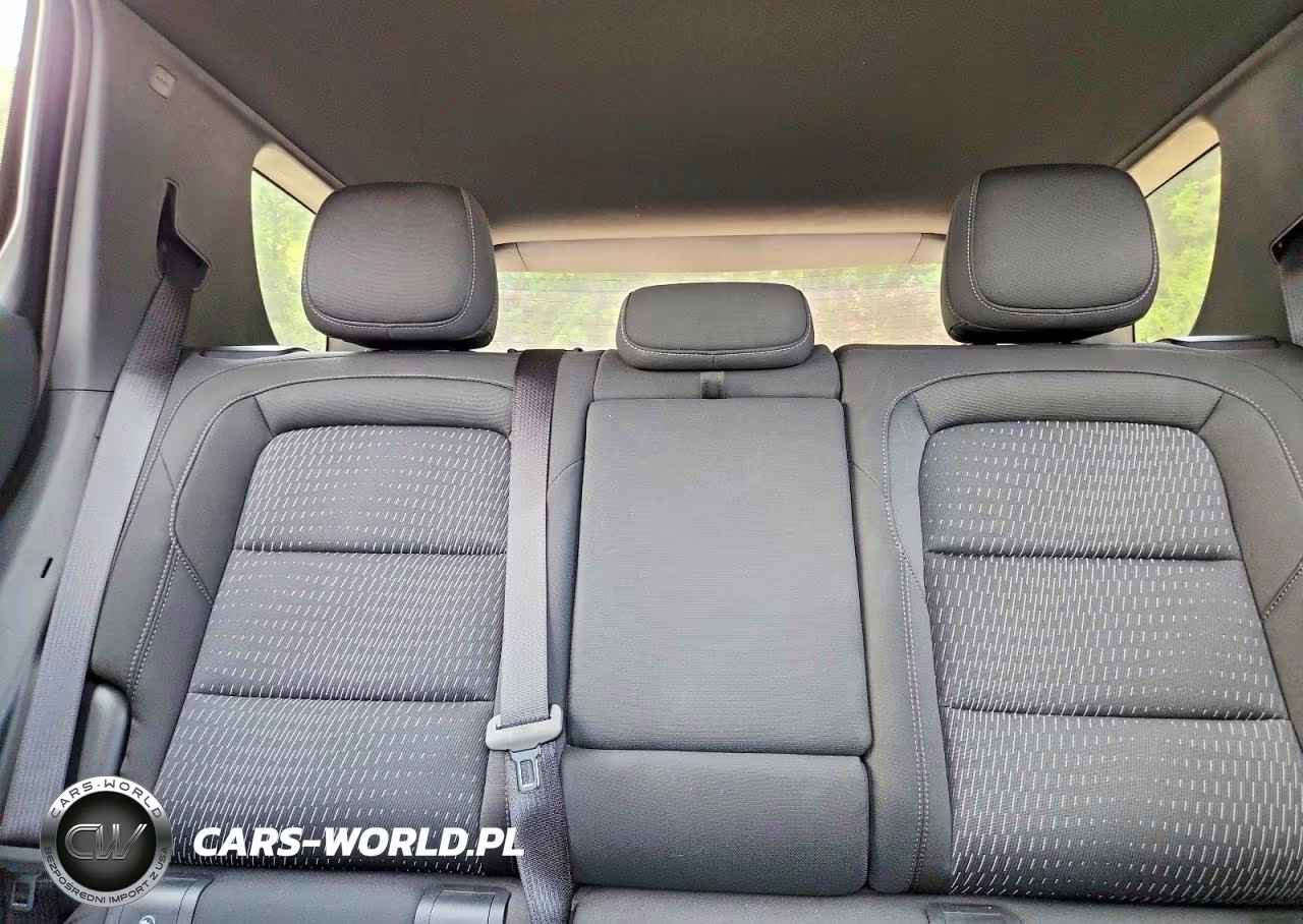 2026 Chevrolet Equinox Lt VIN:3GNAXHEGXTL154735 - 10
