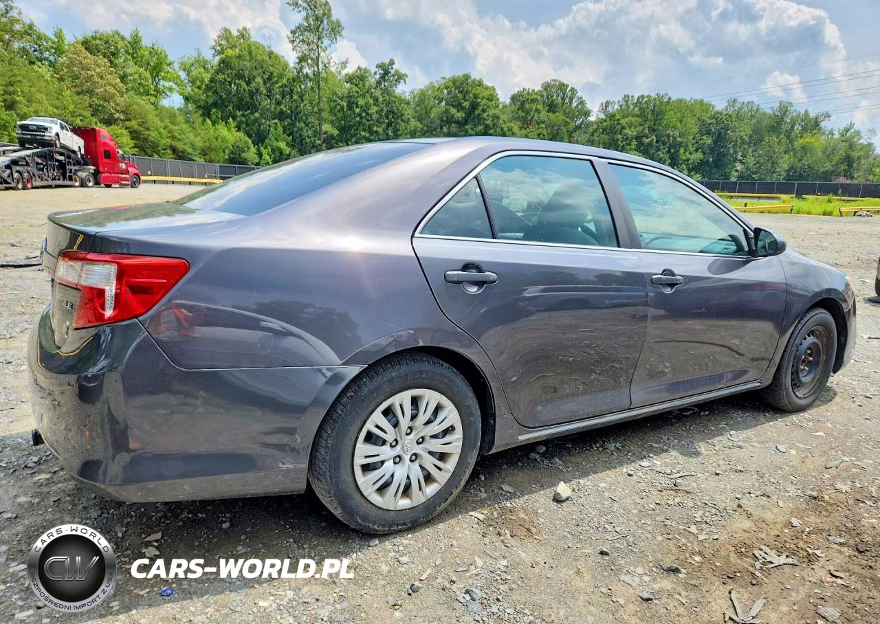 2013 Toyota Camry Le VIN:4T4BF1FK5DR294498 - 3