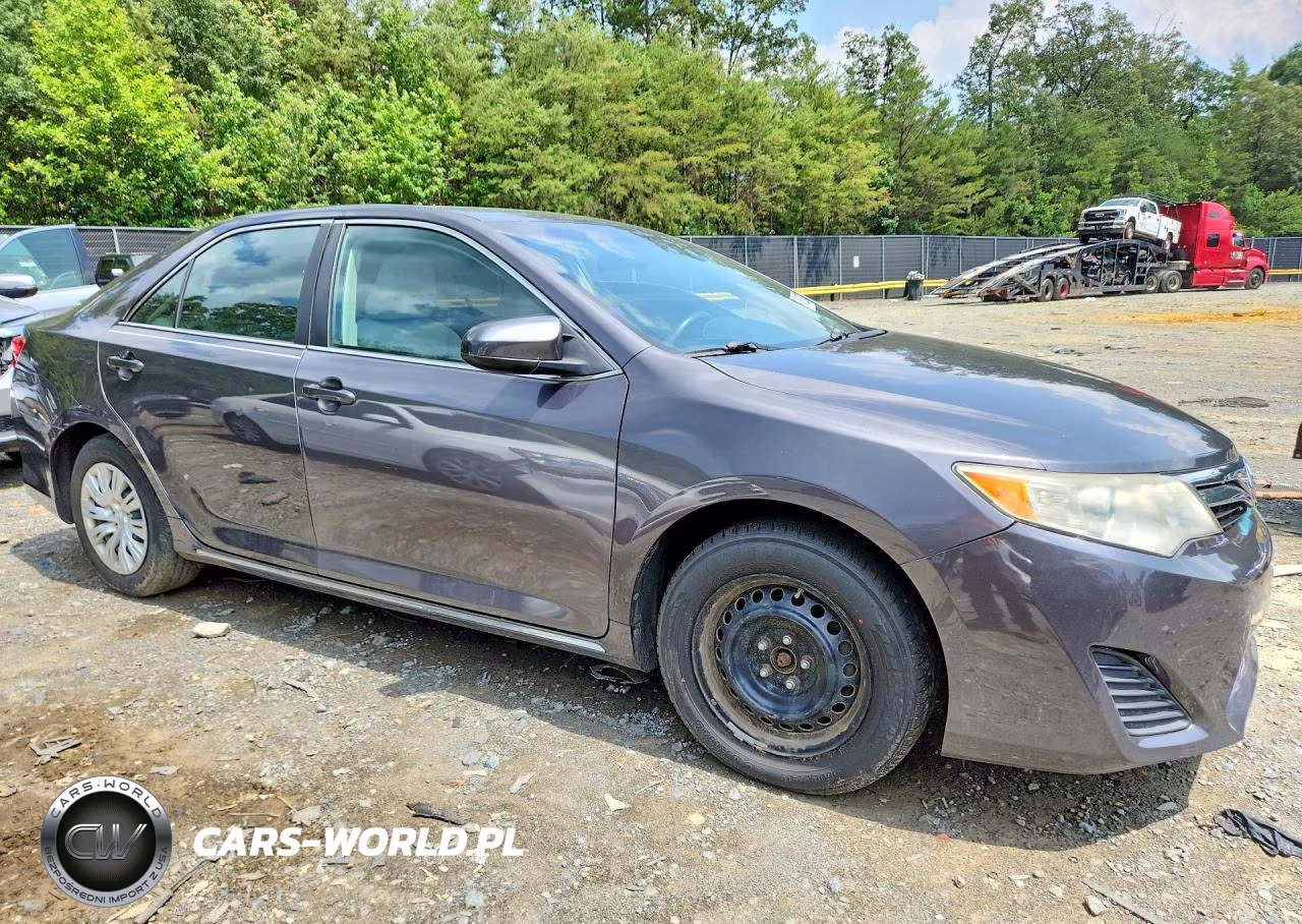 2013 Toyota Camry Le VIN:4T4BF1FK5DR294498 - 4
