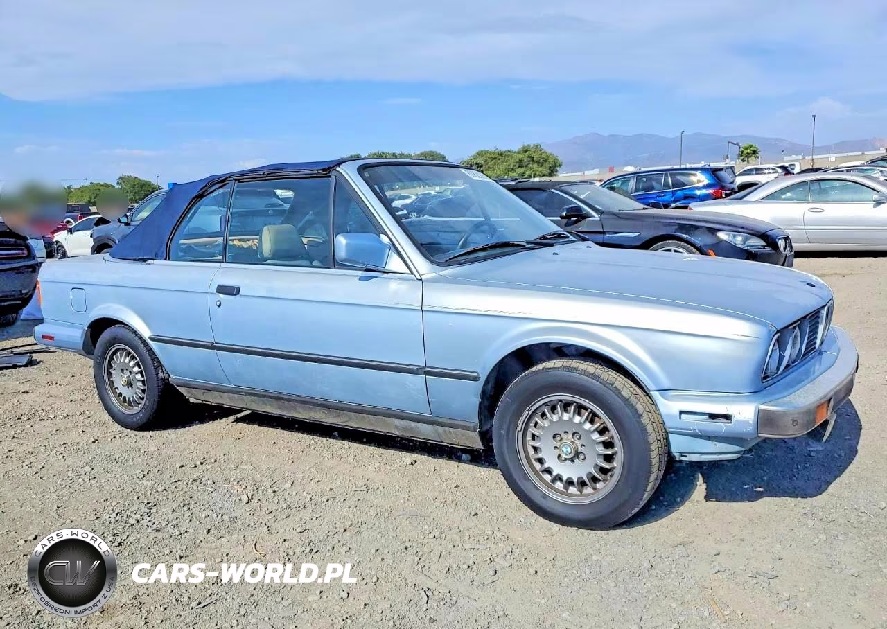 1991 BMW 325 Ic Automatic VIN:WBABB2317MEC24751 - 4