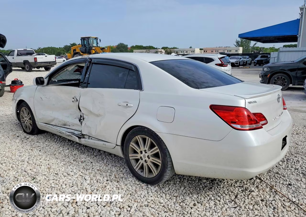 TOYOTA AVALON XL VIN:4T1BK36BX7U238322 - 2