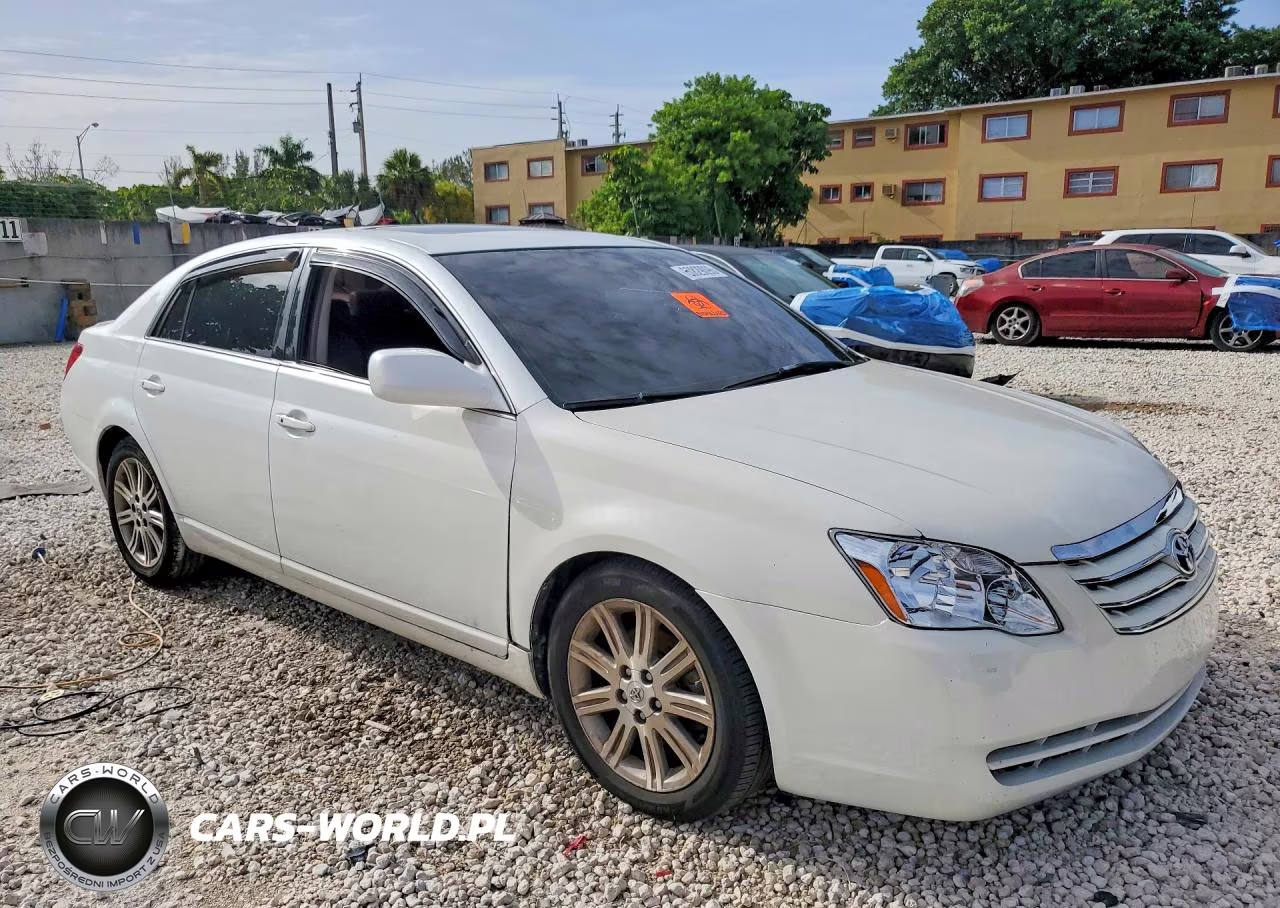 TOYOTA AVALON XL VIN:4T1BK36BX7U238322 - 4