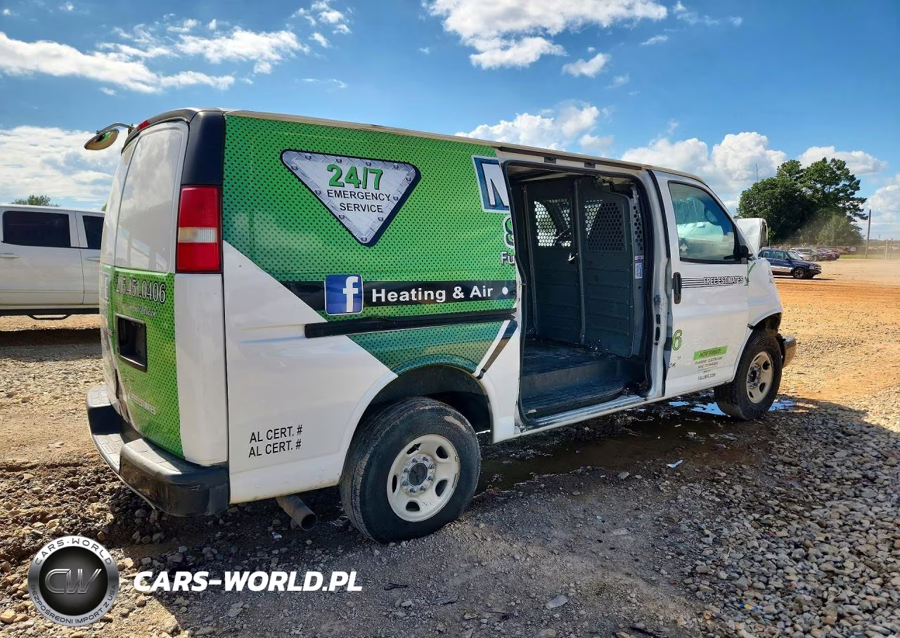 2011 Chevrolet Express G2500 VIN:1GCWGFCA5B1165388 - 3