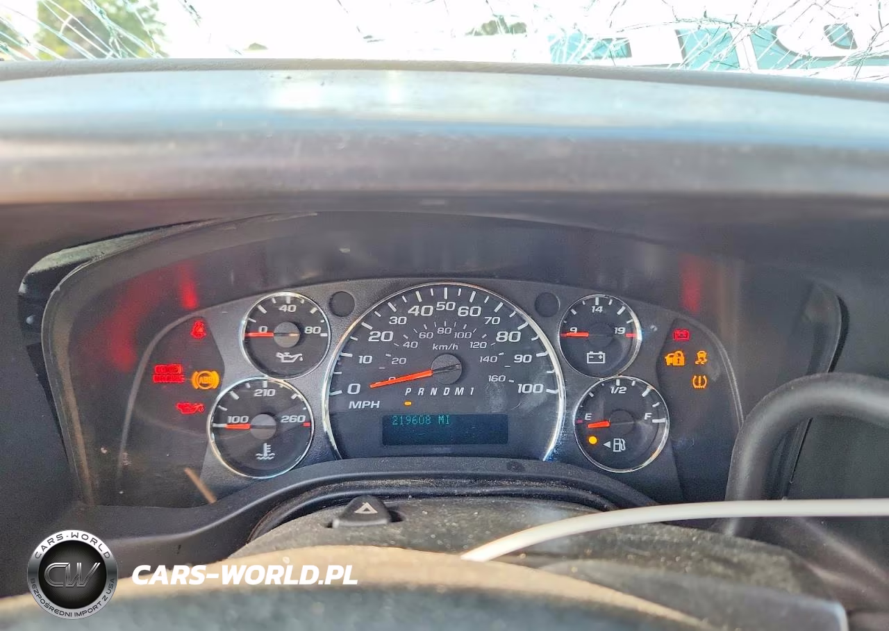 2011 Chevrolet Express G2500 VIN:1GCWGFCA5B1165388 - 9