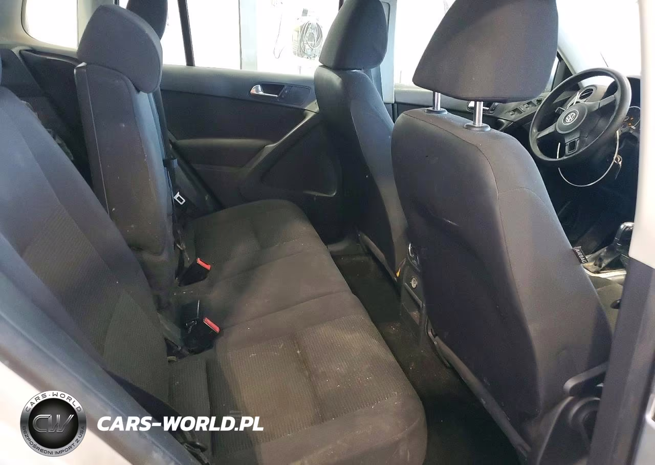 2012 Volkswagen Tiguan S VIN:WVGBV7AXXCW542699 - 11