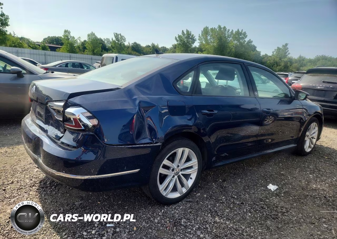 2019 Volkswagen Passat Wolfsburg VIN:1VWLA7A33KC003601 - 3