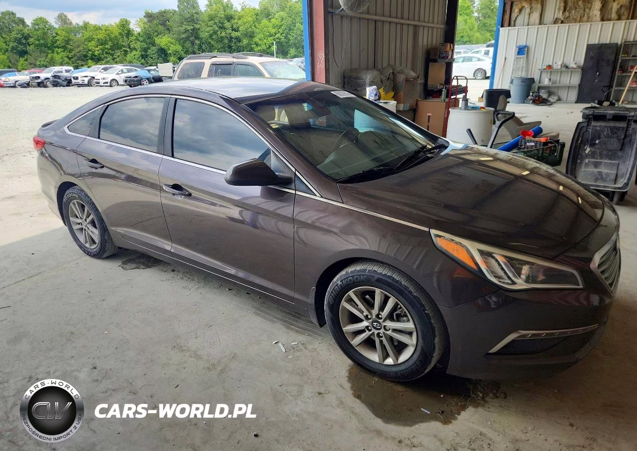 2015 Hyundai Sonata Se VIN:5NPE24AF8FH223179 - 4