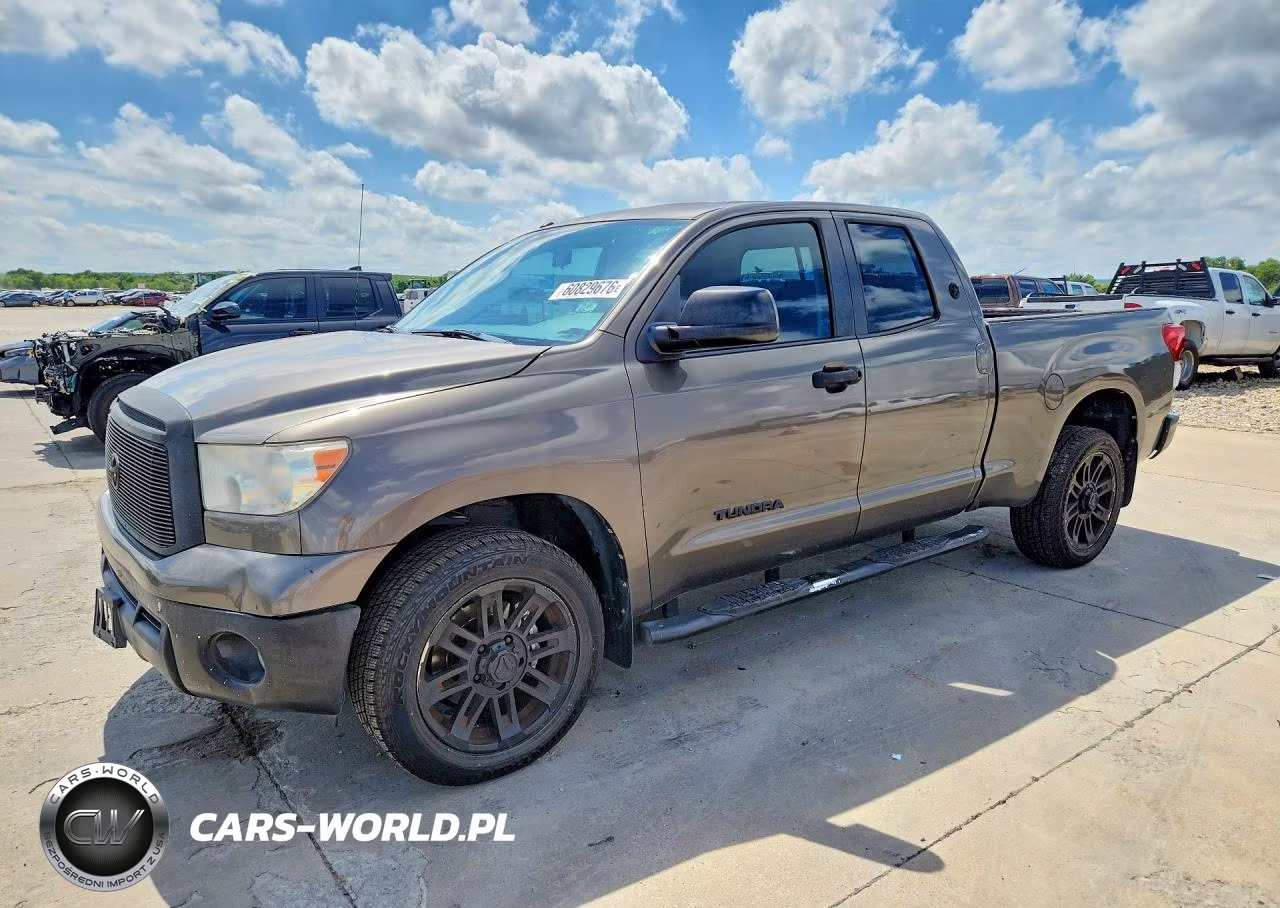 2013 Toyota Tundra Double Cab Sr5