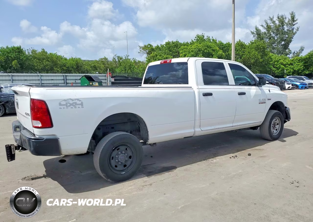 2018 Ram 2500 St VIN:3C6TR5HT0JG326156 - 3