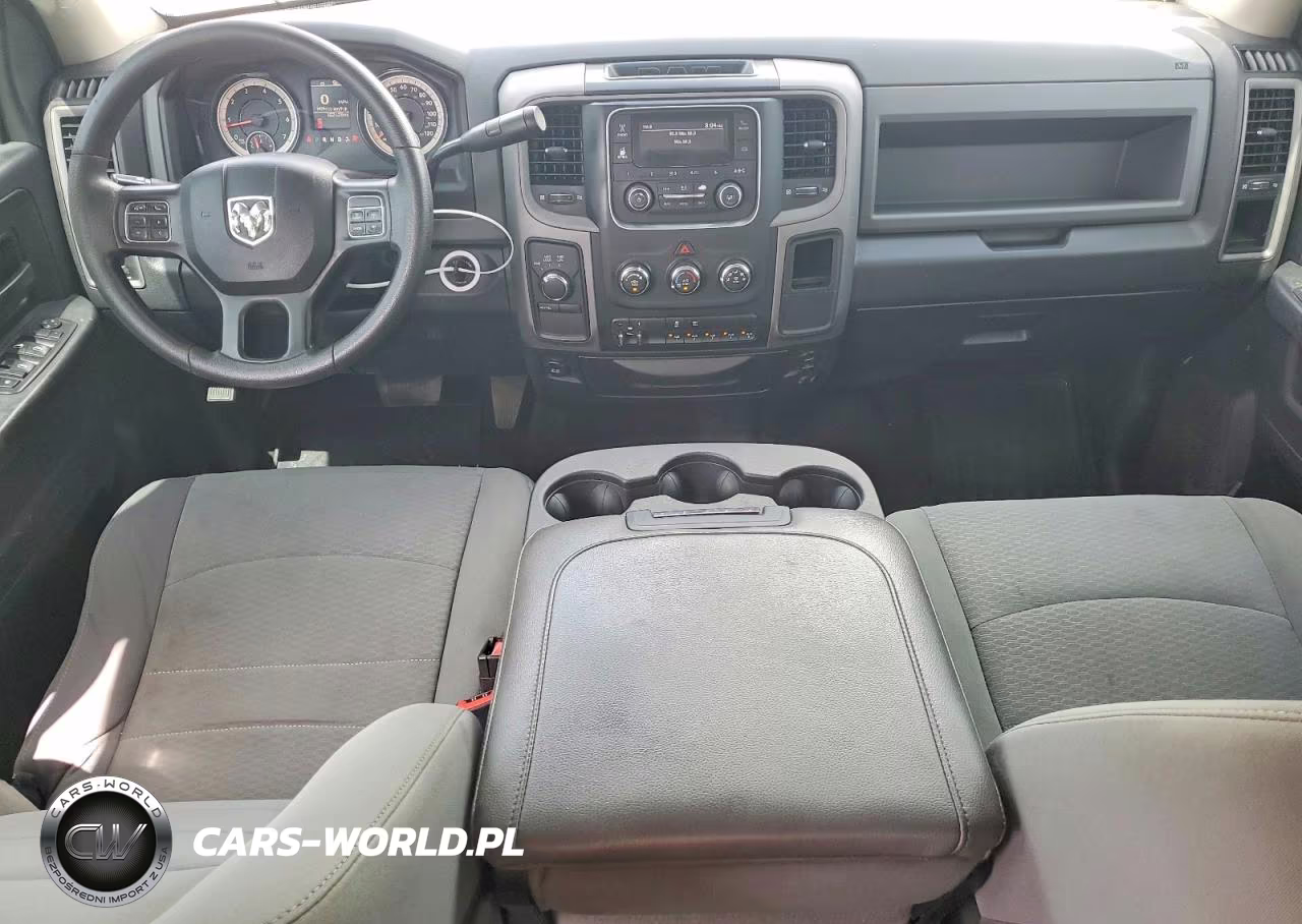 2018 Ram 2500 St VIN:3C6TR5HT0JG326156 - 8