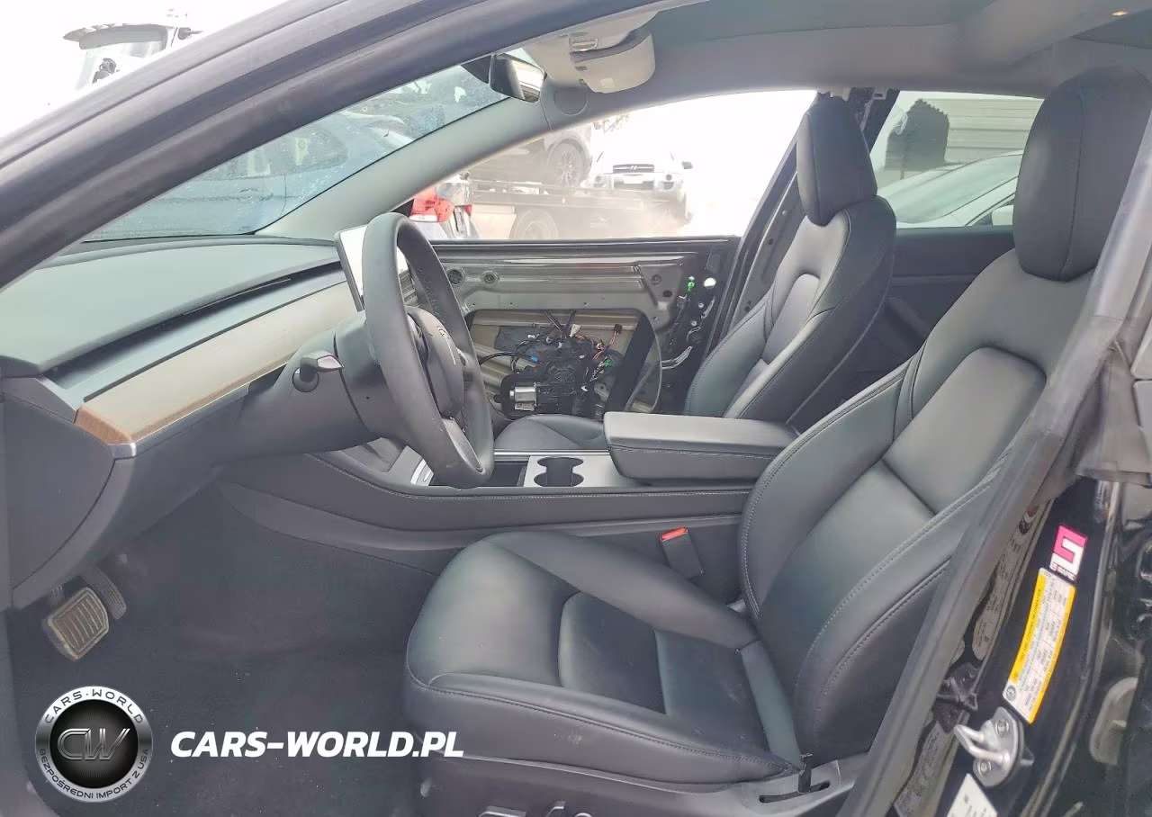 2023 Tesla Model 3 VIN:5YJ3E1EBXPF616704 - 7