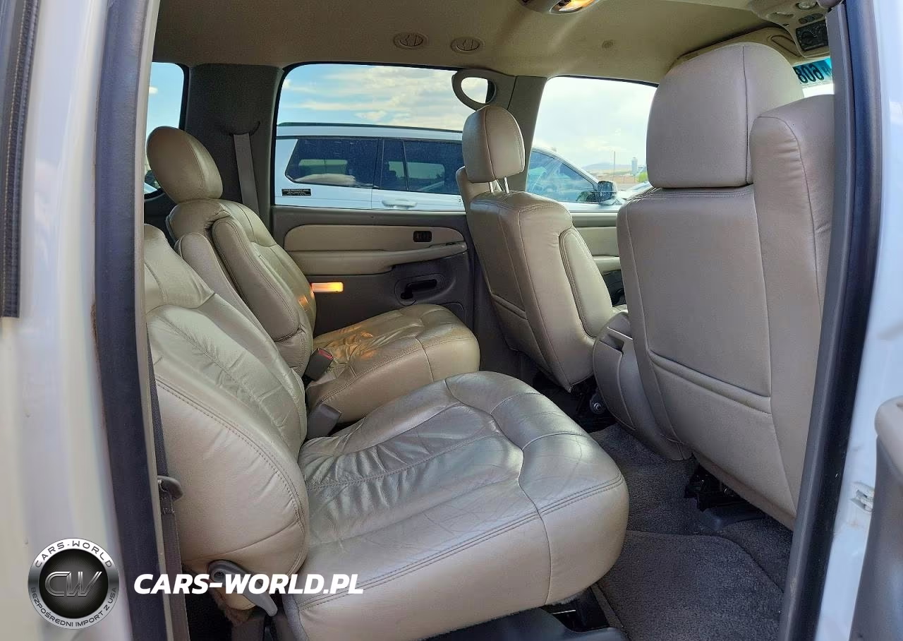 2001 Chevrolet Suburban VIN:3GNFK16T11G179617 - 11