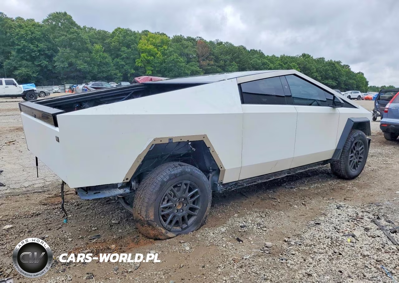 2024 Tesla Cybertruck VIN:7G2CEHEE8RA044371 - 3