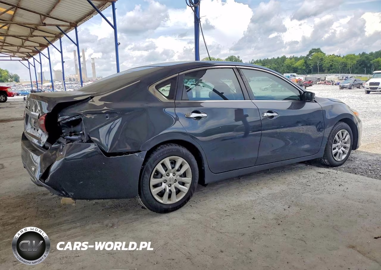 2018 Nissan Altima 2.5 S VIN:1N4AL3AP9JC104193 - 3