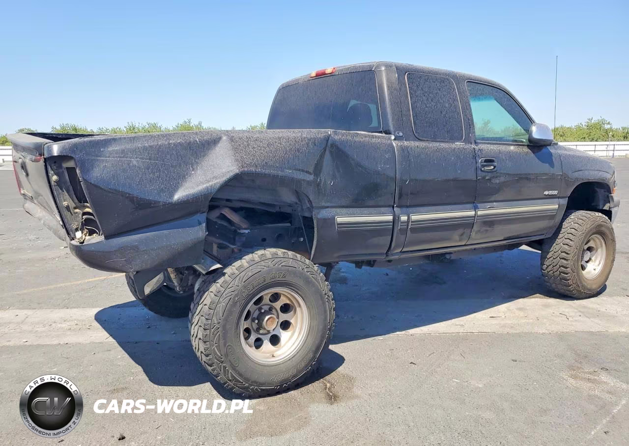 2000 Chevrolet Silverado C1500 VIN:2GCEC19TXY1113714 - 3