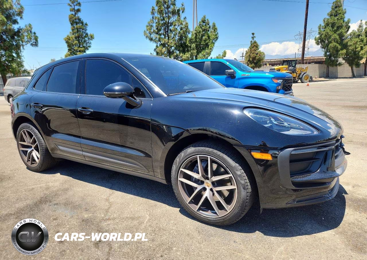 2023 Porsche Macan Base-T VIN:WP1AA2A52PLB21093 - 4