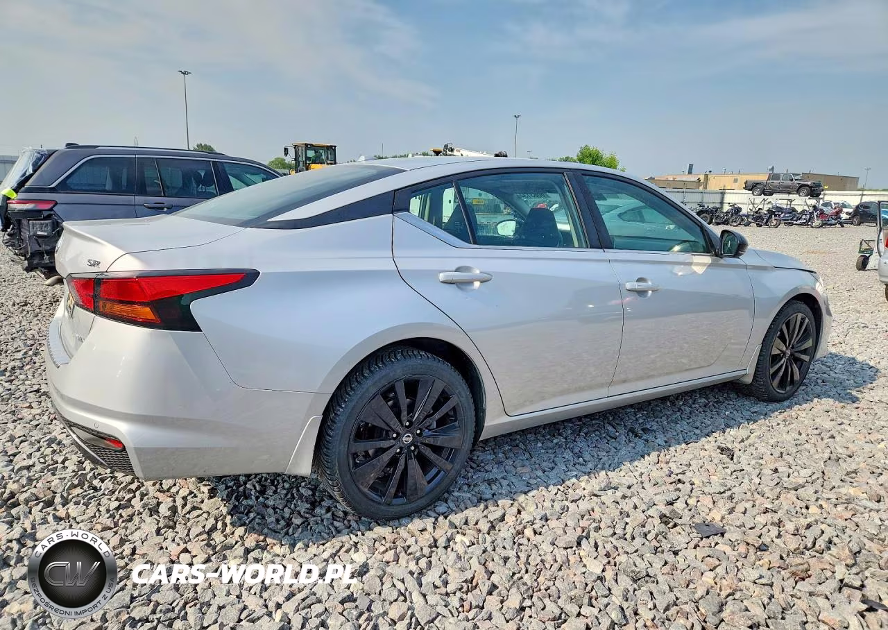 2020 Nissan Altima Sr VIN:1N4BL4CW8LC277589 - 3