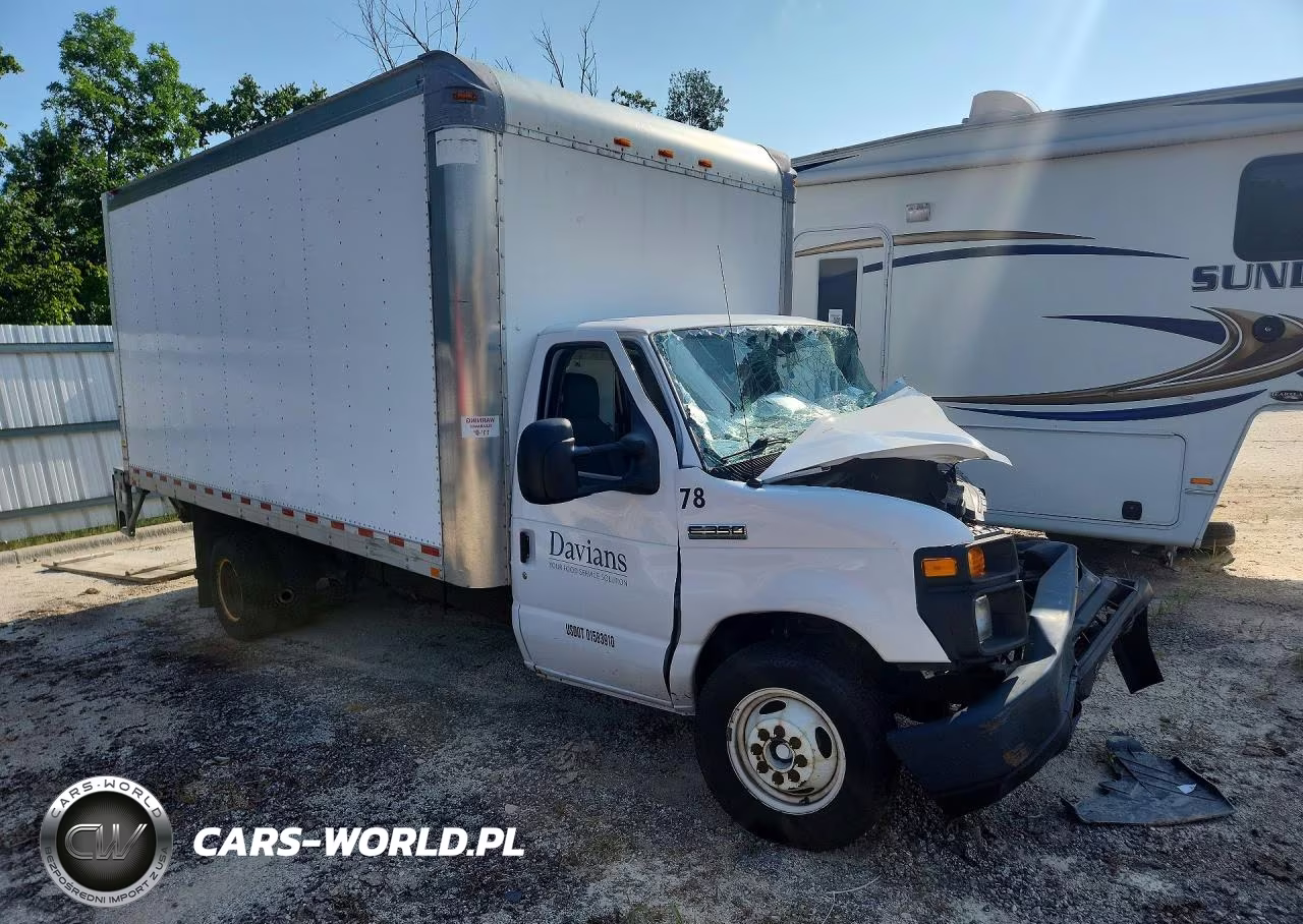 2017 Ford Econoline E350 Super Duty Cutaway Van VIN:1FDWE3FS5HDC37251 - 4