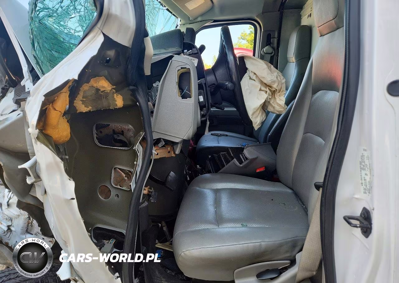 2017 Ford Econoline E350 Super Duty Cutaway Van VIN:1FDWE3FS5HDC37251 - 7