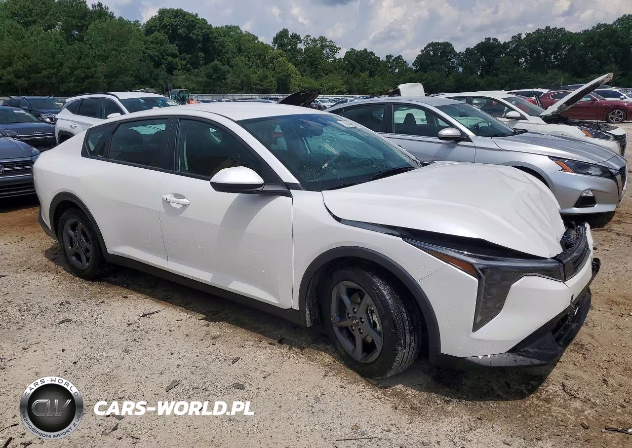 2026 Kia K4 Lxs VIN:3KPFT4DE8TE251553 - 4