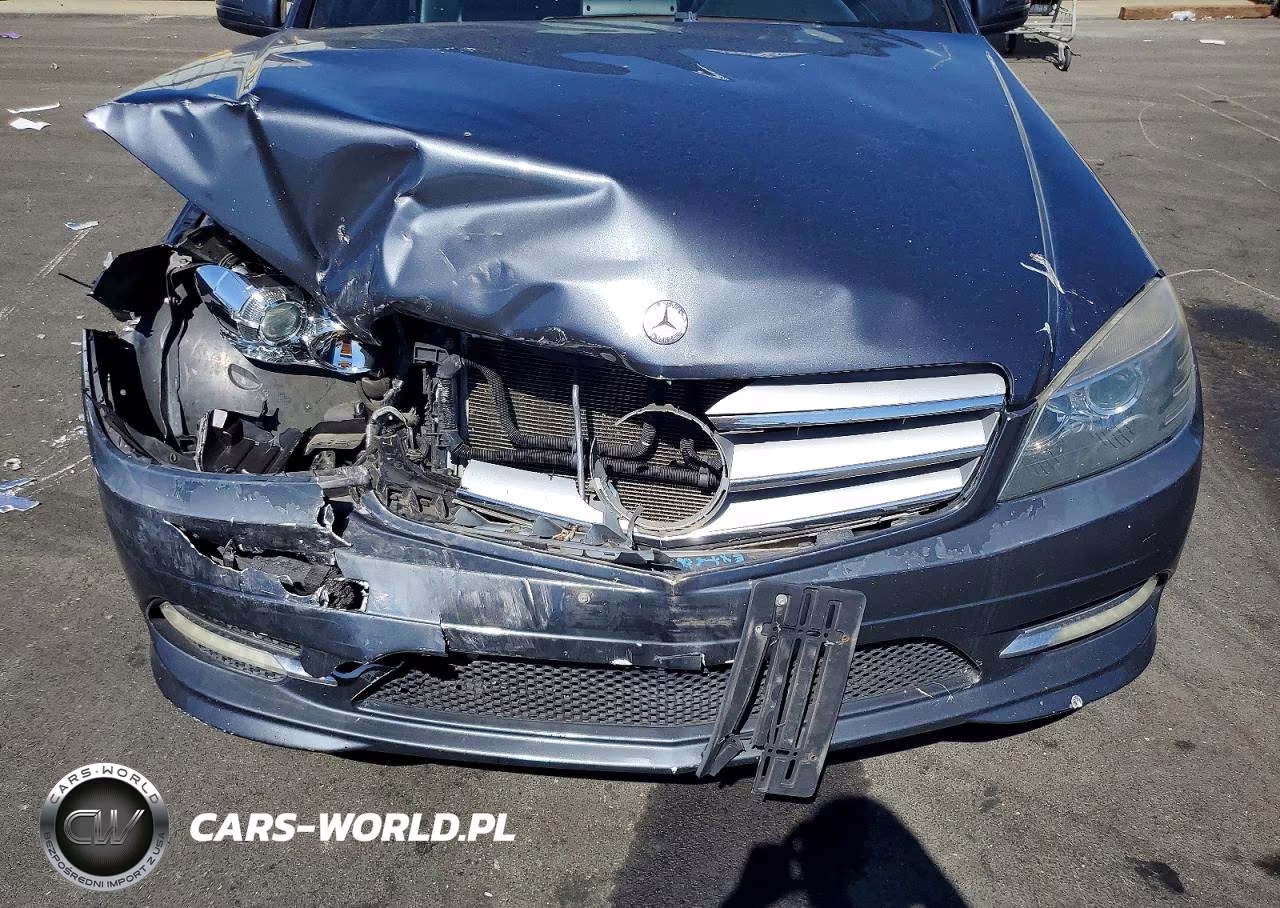 2011 Mercedes-Benz C 300 VIN:WDDGF5EB5BR169987 - 11