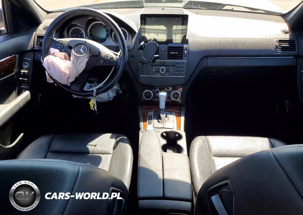 2011 Mercedes-Benz C 300 VIN:WDDGF5EB5BR169987 - 8