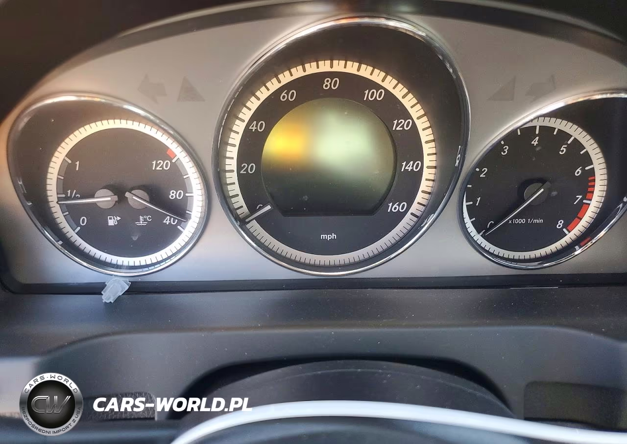2011 Mercedes-Benz C 300 VIN:WDDGF5EB5BR169987 - 9