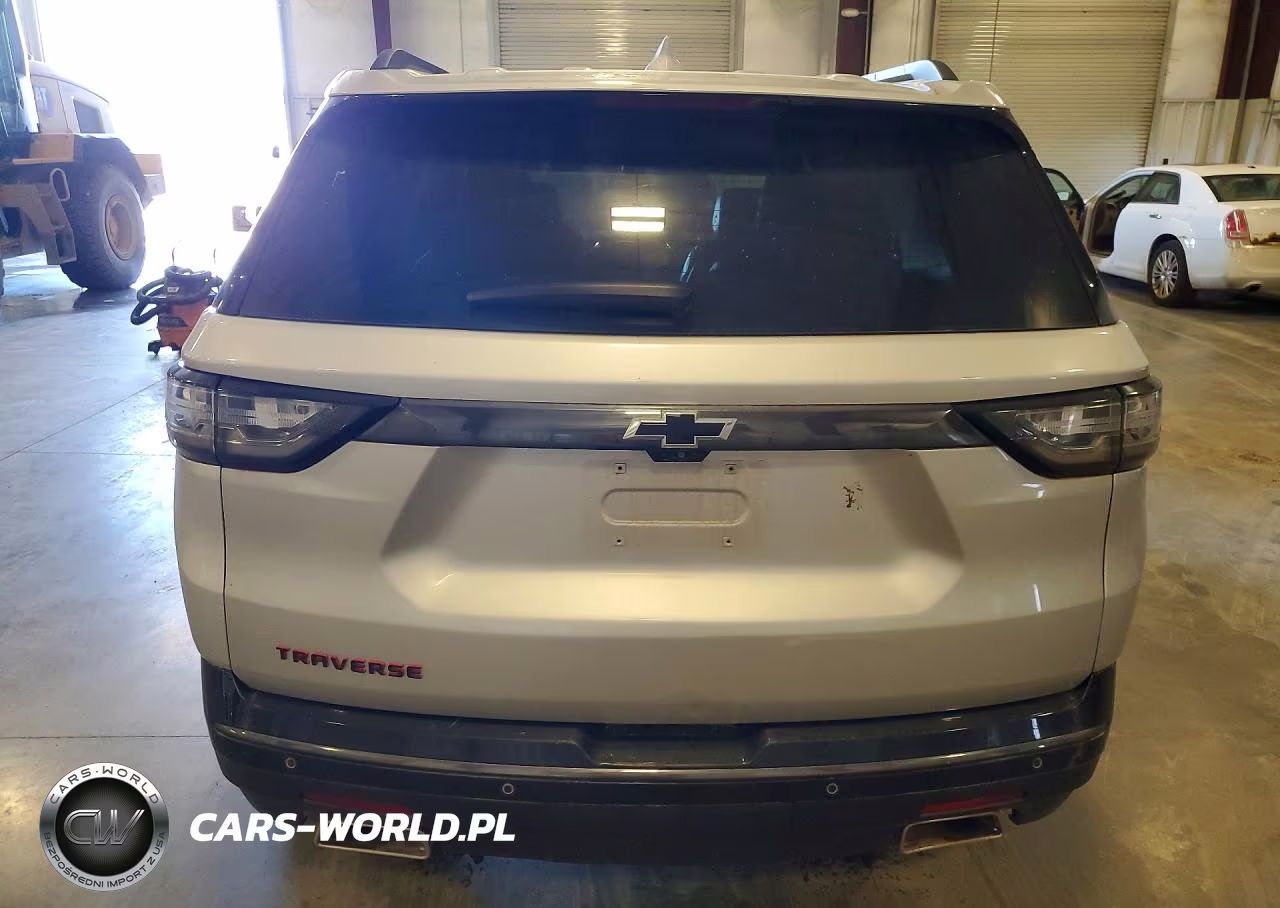 2018 Chevrolet Traverse Premier VIN:1GNERKKW4JJ246786 - 6