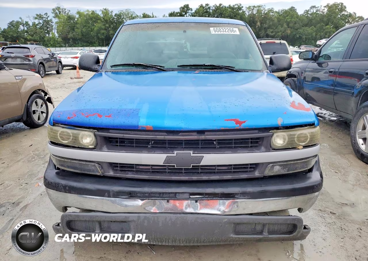 1999 Chevrolet Silverado C1500 VIN:1GCEC14W6XZ186666 - 5