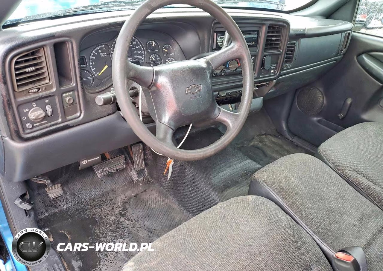 1999 Chevrolet Silverado C1500 VIN:1GCEC14W6XZ186666 - 8