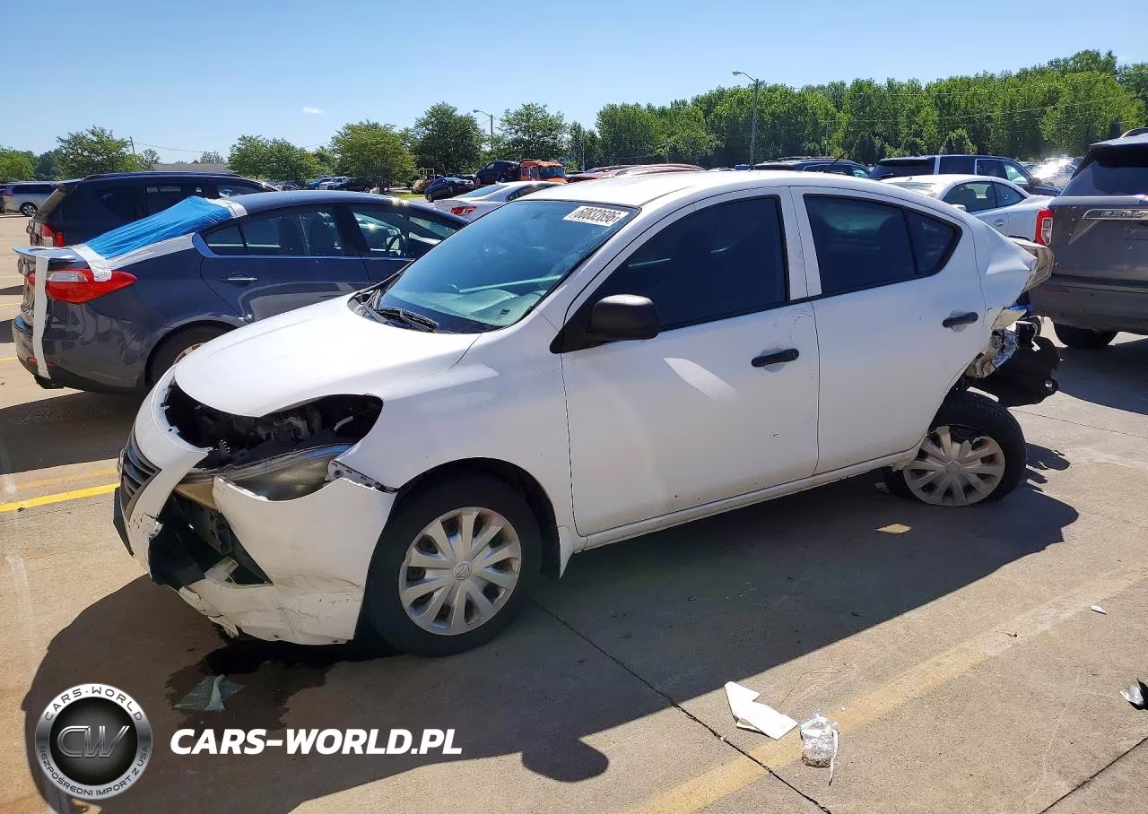 2012 Nissan Versa 1.6 S
